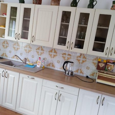 Ibolya Apartman Lägenhet Badacsony Exteriör bild