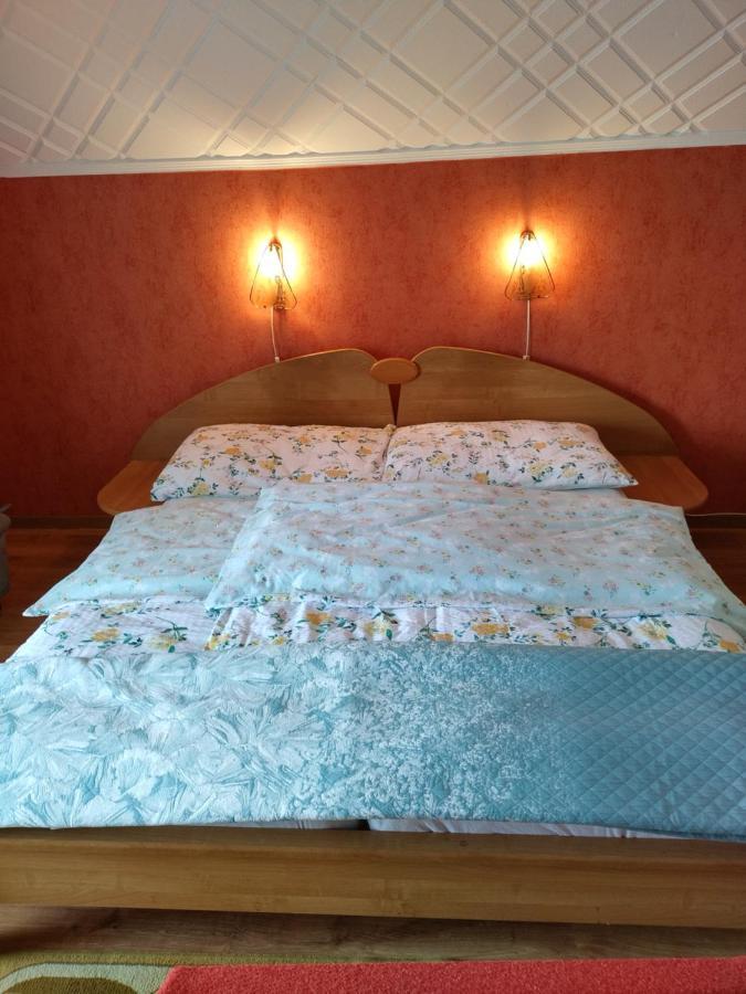 Ibolya Apartman Lägenhet Badacsony Exteriör bild